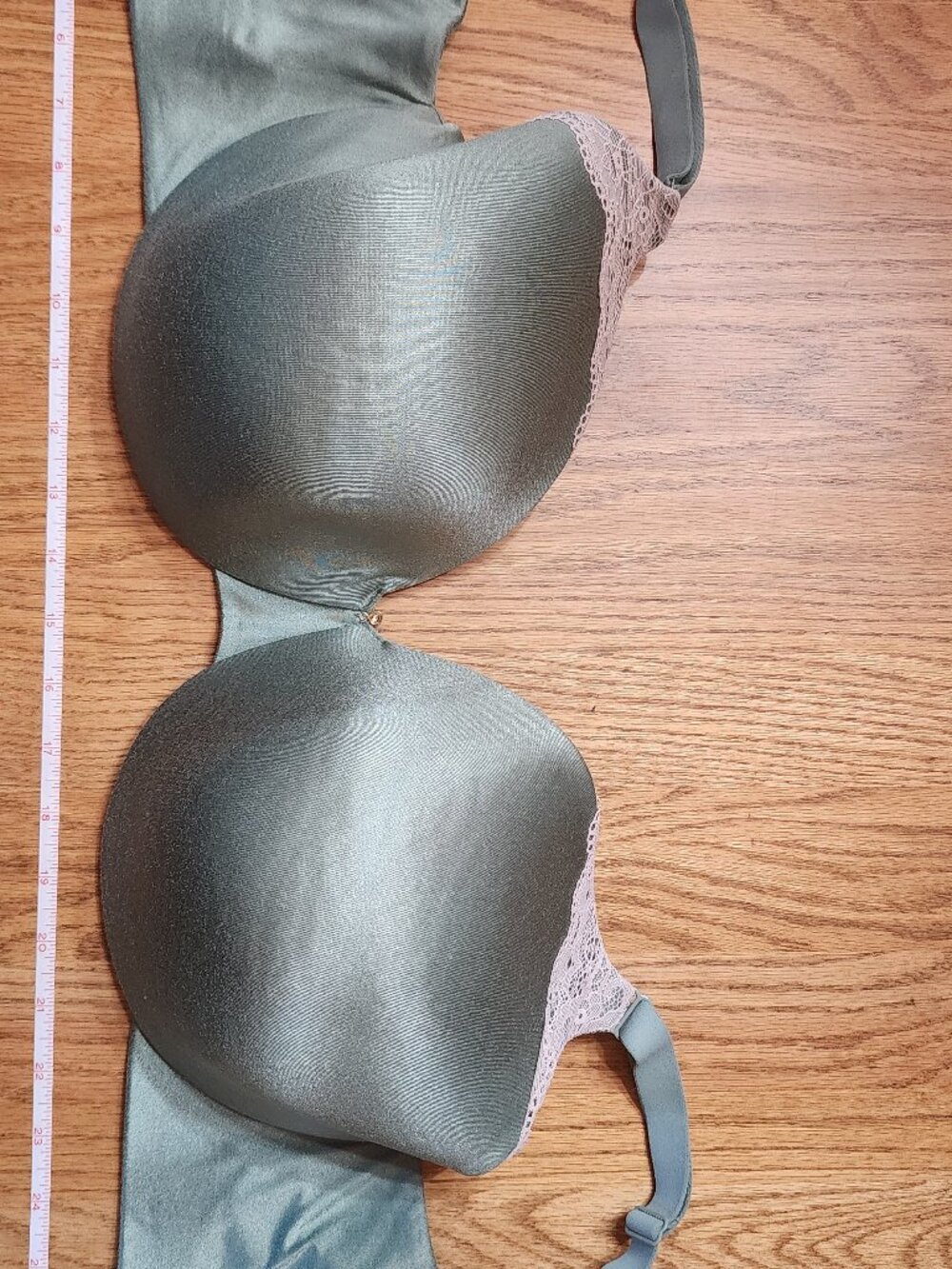 Cacique 38G Lightly Lined Full Coverage Back Smoothing Underwire Bra